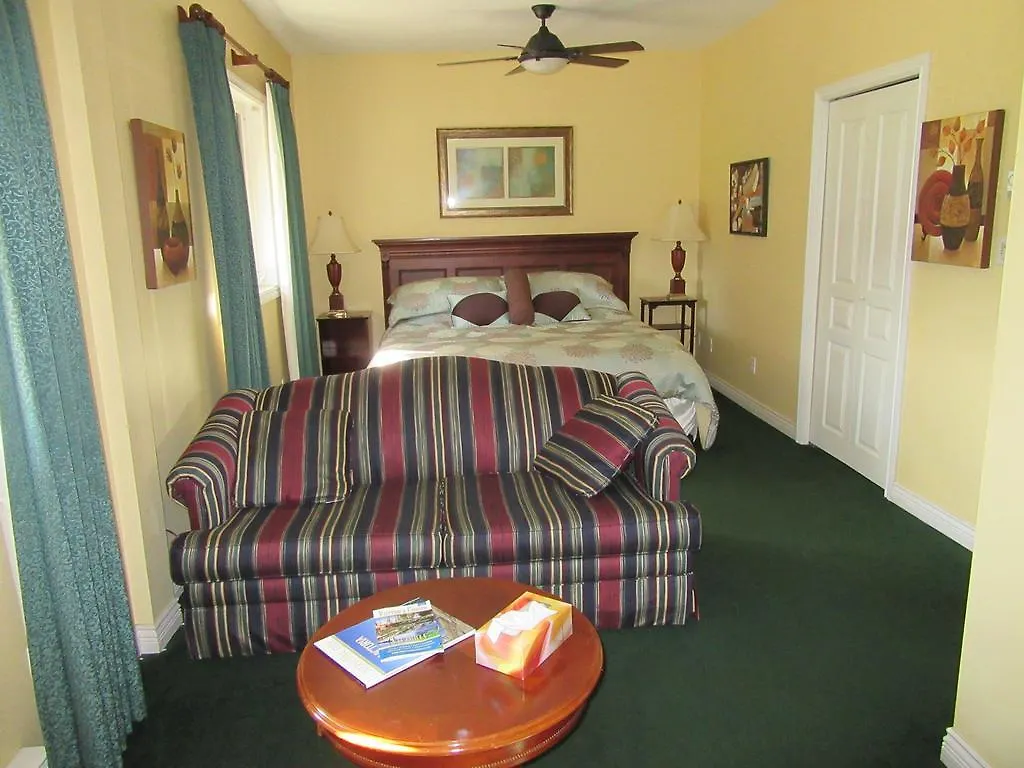 Across The Harbour Bed & Breakfast Victoria